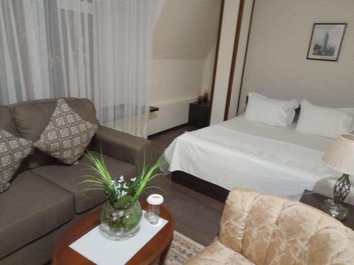 Hotel Krez Kyzylorda Exterior photo
